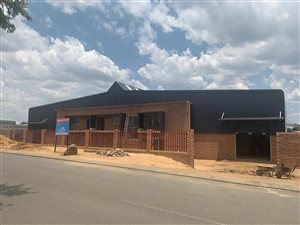 1504 m² Industrial space in Roodepoort Central