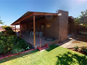 3 Bed House in Keidebees