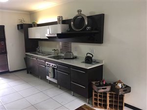 2 Bed Apartment in Douglasdale