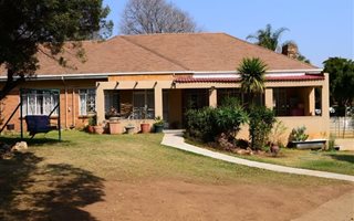 4 Bedroom House in Cheltondale
