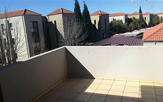 2 Bedroom Apartment in Emfuleni Golf Estate