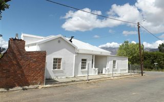 4 Bedroom House in Prince Alfred Hamlet