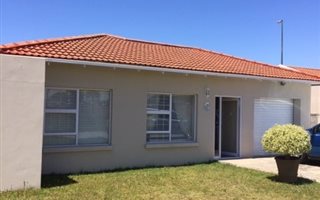 3 Bedroom House in Hunters Retreat