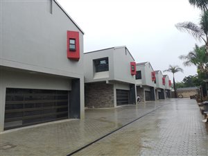 4 Bed Cluster in Waterkloof