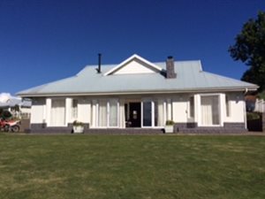 3 Bed House in Underberg