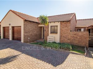 2 Bed Simplex in Crescent Wood Country Estate