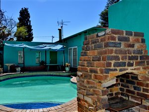 3 Bed House in Roodepoort North