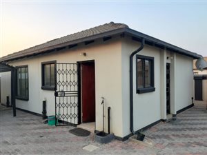3 Bed House in Nellmapius