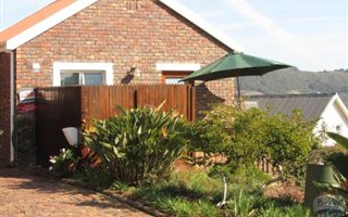 1 Bedroom House in Rexford