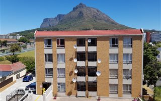 1 Bedroom Apartment in Observatory