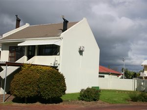2 Bed Townhouse in Paarl