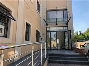 181 m² Commercial space in Bedfordview