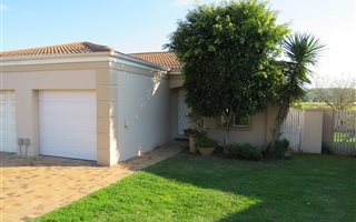 2 Bedroom Townhouse in Sonstraal Heights