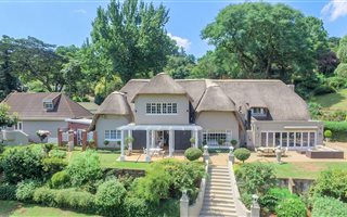 6 Bedroom House in Wembley