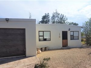 2.4 ha Smallholding in Hopefield