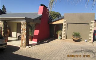 Studio Apartment in Lyttelton Manor