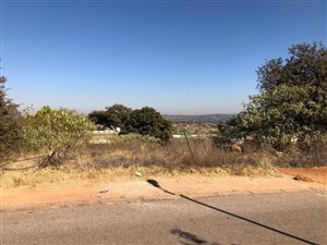 750 m² Land available in Faerie Glen