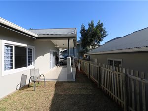 3 Bed Simplex in Park Hill