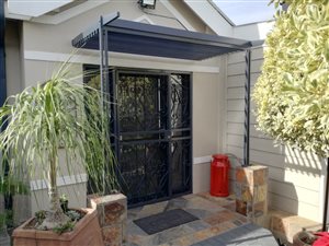 4 Bed House in Fairy Glen