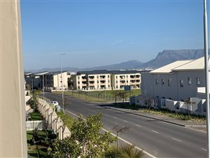 2 Bed Apartment in Burgundy Estate
