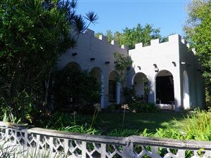 9 Bed House in Banners Rest