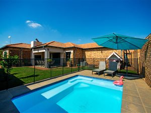 3 Bed House in Jansen Park