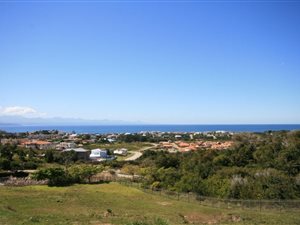 880 m² Land available in Whale Rock