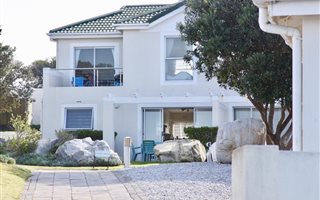 2 Bedroom Apartment in Westcliff