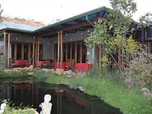 6 Bed House in Rietondale