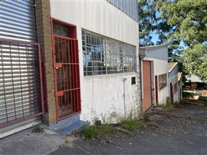 250 m² Industrial space in Pinetown Central