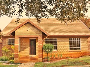 2 Bed Simplex in Clubview