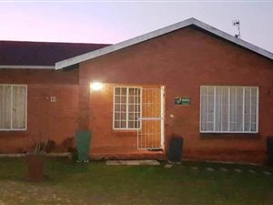 3 Bed Townhouse in Lincoln Meade