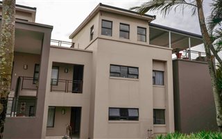 3 Bedroom Apartment in Palm Lakes Estate