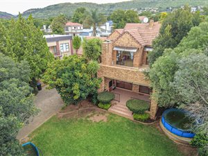3 Bed House in Featherbrooke Estate