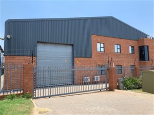 1752 m² Industrial space in Monavoni