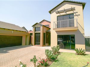 4 Bed House in Copperleaf