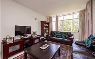 1 Bedroom Apartment in Benmore Gardens
