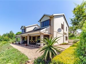 3 Bed Townhouse in Hillcrest Park