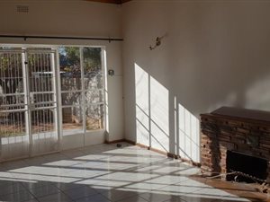 3 Bed House in Kestellhof