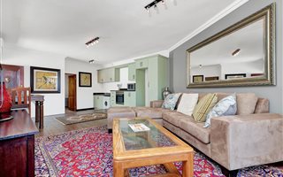 1 Bedroom Garden Cottage in Hurlingham