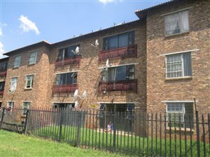 2 Bed Townhouse in Ravenswood