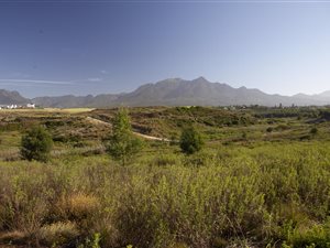 1703 m² Land available in Kingswood Golf Estate