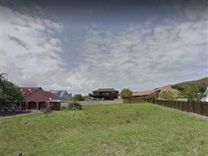 1000 m² Land available in Rexford
