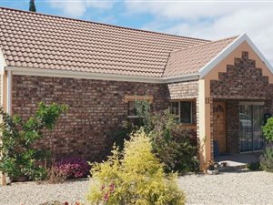 2 Bed House in Oudtshoorn
