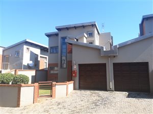 2 Bed Simplex in Centurion CBD