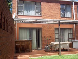 3 Bed Apartment in Jeppestown