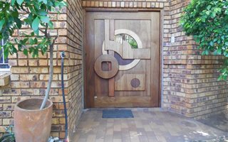 4 Bedroom House in Garsfontein