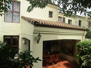 3 Bed Duplex in Illovo