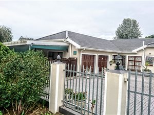 3 Bed House in Heather Park