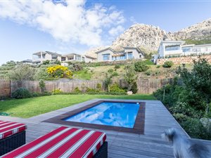 4 Bedroom House in Stonehurst Mountain Estate